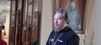 Московский священник проводит беседы в частях и соединениях Восточного округа