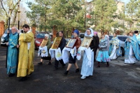Престольный праздник в Покровском храме: Крестный ход, православная ярмарка и уха на костре