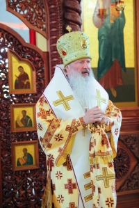 Митрополит Вятский и Слободской Марк в рамках визита в Хабаровск посетил женский монастырь