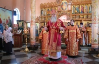 Митрополит Артемий возглавил Литургию в храме святого Георгия Победоносца в селе Сосновка