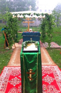 В посёлке Заветы Ильича верующие отпраздновали престольный праздник под открытым небом