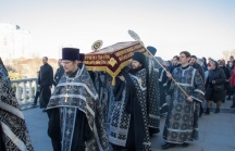 Вечерня с выносом Плащаницы в Спасо-Преображенском кафедральном соборе 26 апреля 2019 г.