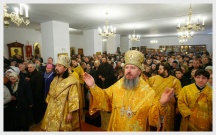 Богослужение в храме св. равноапостольного Николая Японского в Москве (24 февраля 2008 года)